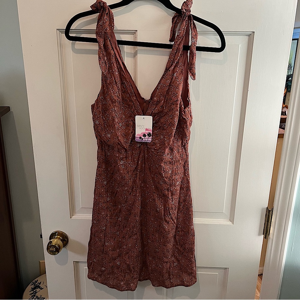 NWT dainty hooligan floral mini dress
